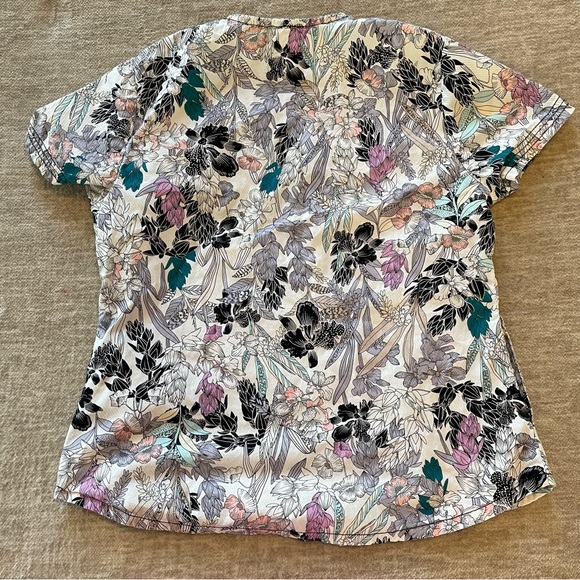 Medium scrub top - Picture 4 of 4